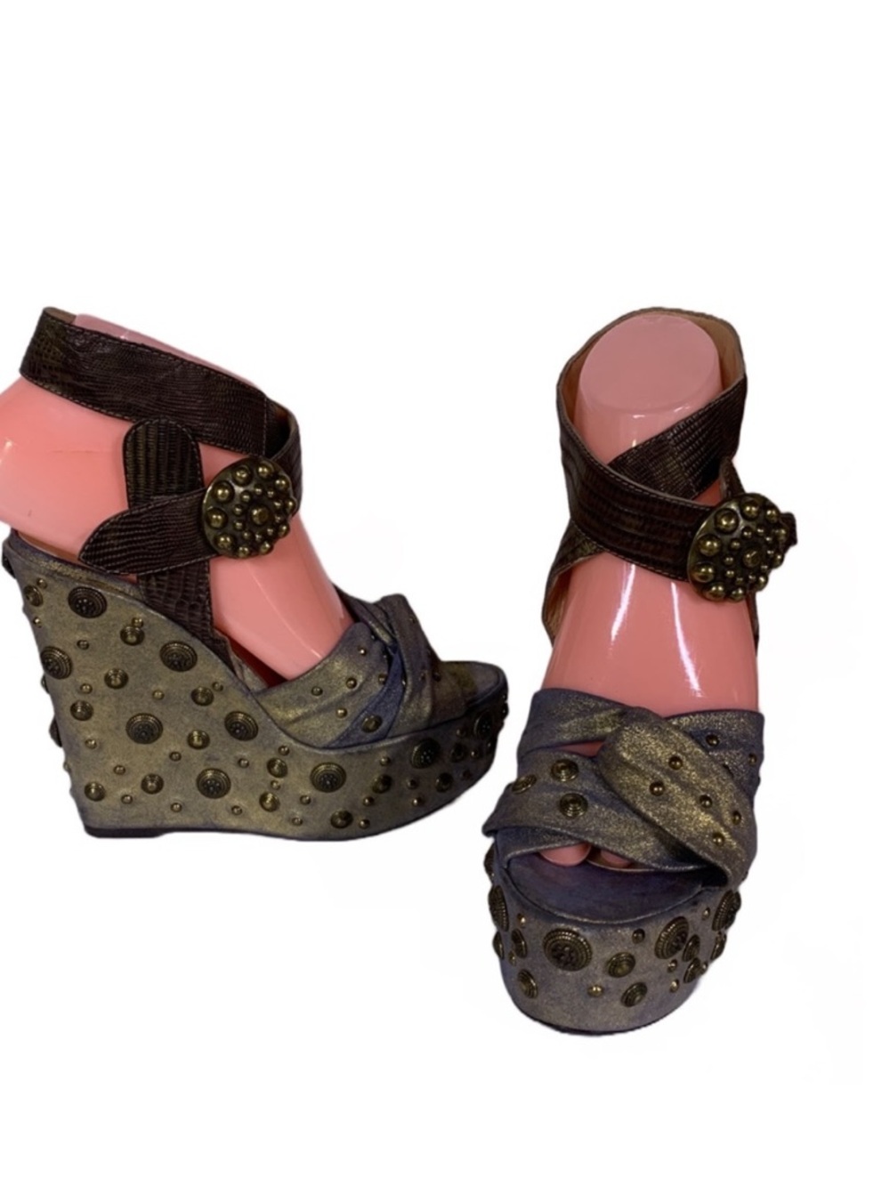 GUILLAUME HINFRAY GOLD AN BLUE LEATHER STUDDED DISTRESSED WEDGE HEELS (36)